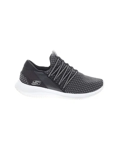 Pre-owned Skechers Sneakers In Black