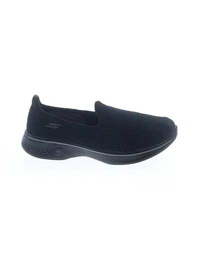Pre-owned Skechers Sneakers In Black