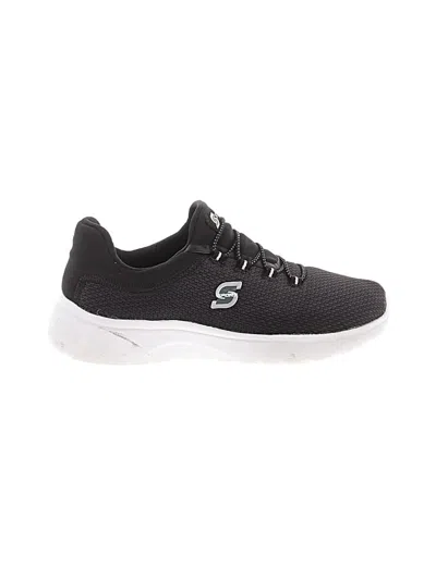 Pre-owned Skechers Sneakers In Black