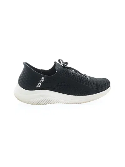 Pre-owned Skechers Sneakers In Black