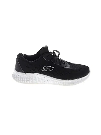 Pre-owned Skechers Sneakers In Black