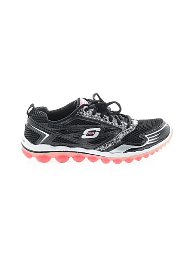 Pre-owned Skechers Sneakers In Black