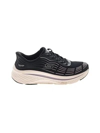 Pre-owned Skechers Sneakers In Black