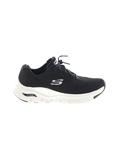 Pre-owned Skechers Sneakers In Black