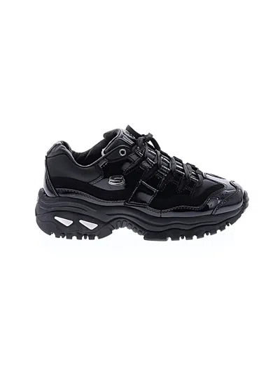 Pre-owned Skechers Sneakers In Black