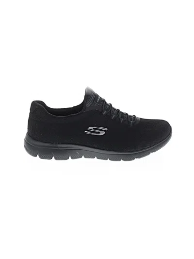 Pre-owned Skechers Sneakers In Black