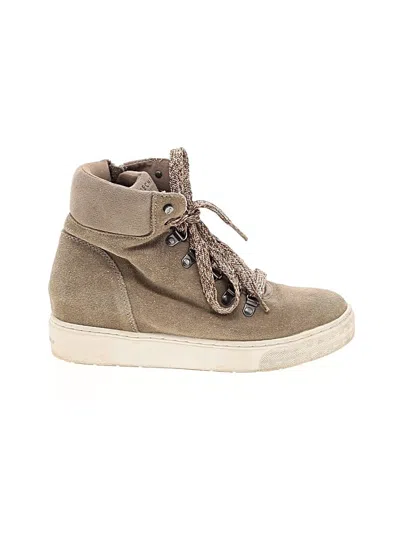 Pre-owned Skechers Sneakers In Brown