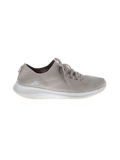 Pre-owned Skechers Sneakers In Gray
