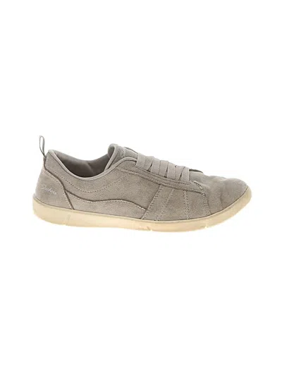 Pre-owned Skechers Sneakers In Gray