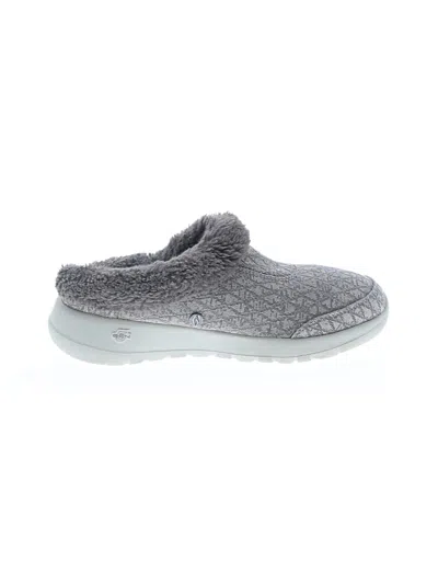 Pre-owned Skechers Sneakers In Gray