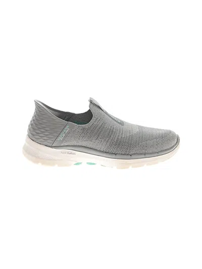 Pre-owned Skechers Sneakers In Gray