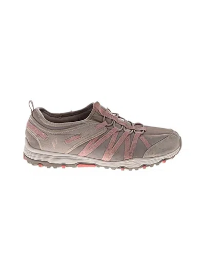 Pre-owned Skechers Sneakers In Gray