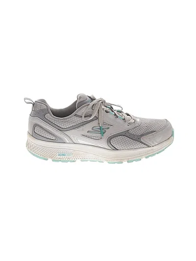 Pre-owned Skechers Sneakers In Gray