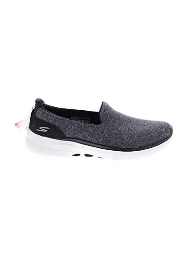 Pre-owned Skechers Sneakers In Gray