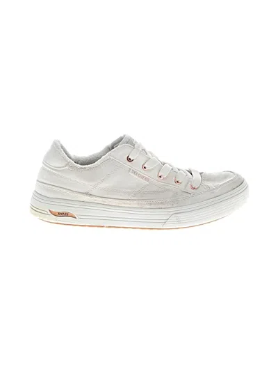 Pre-owned Skechers Sneakers In Gray