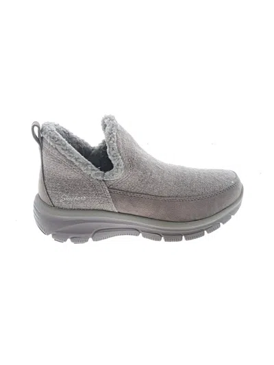 Pre-owned Skechers Sneakers In Tan