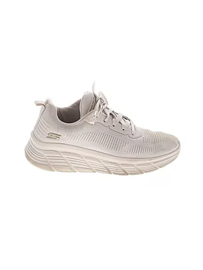 Pre-owned Skechers Sneakers In White