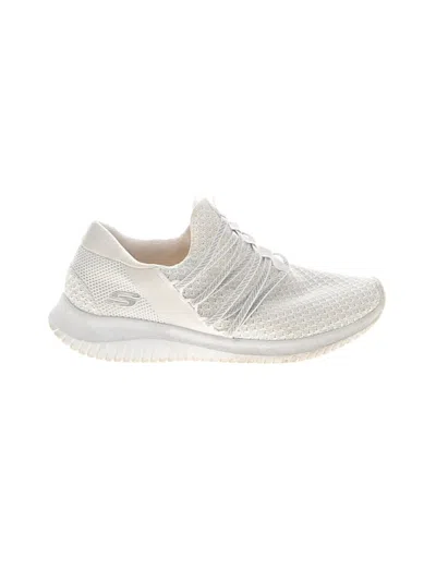 Pre-owned Skechers Sneakers In White