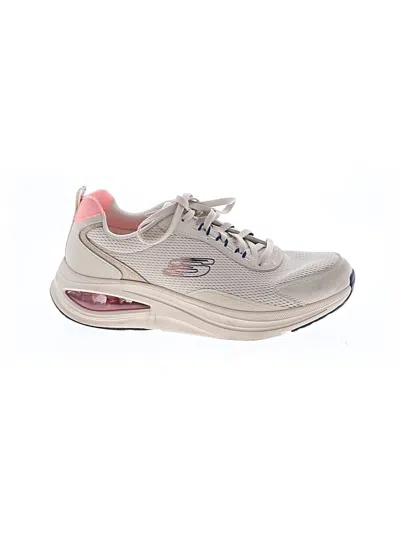 Pre-owned Skechers Sneakers In White