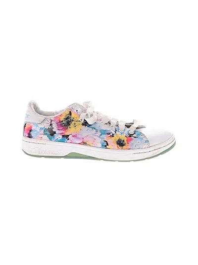 Pre-owned Skechers Sneakers In White