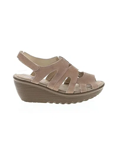 Pre-owned Skechers Wedges In Tan