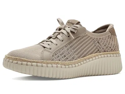 Skechers Wilshire Blvd - Breezy Stroll In Brown