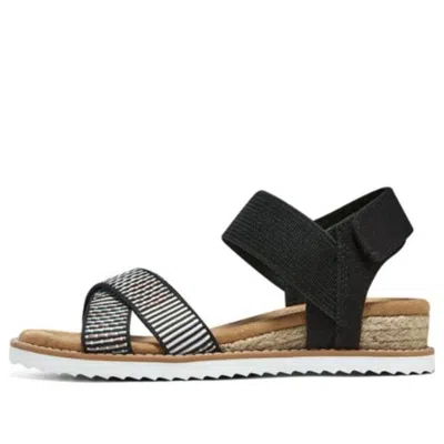 Skechers (wmns)  Desert Kiss Cross Strap Casual Sandal 'brown Black' In Gray