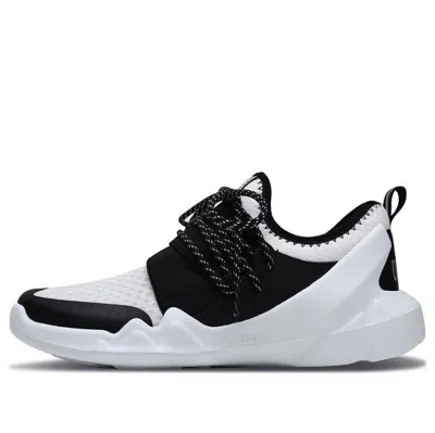 Skechers (wmns)  Dlt-a 'white Black' In Multi