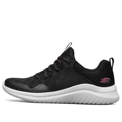 Skechers (wmns)  Ultra Flex 2.0 Low-top Running Shoes Black/white In Multi
