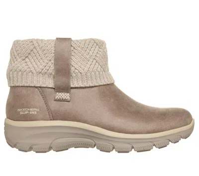Skechers Hands Free Slipins Relaxed Fit Keepsakes Cozy Cozy Cascade Bootie In Neutral