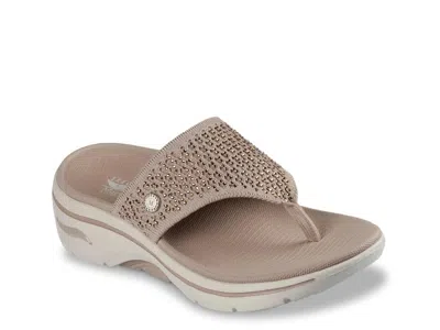 Skechers X Martha Stewart Go Walk Arch Fit 2.0 Sandal In Neutral