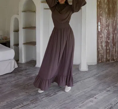 Skemo Basics Alexa Winter Dress In Chocolate In Gold