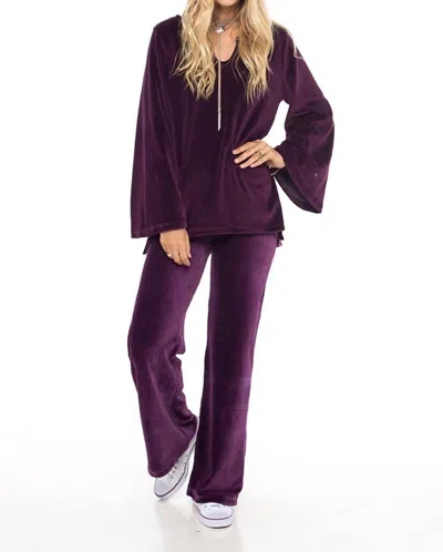 Skemo Velour Comfy Top In Wine In Pink