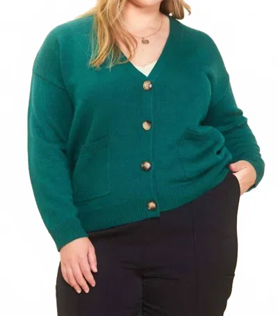 Skies Are Blue Capture My Attention Curvy Cardigan Sweater In Green