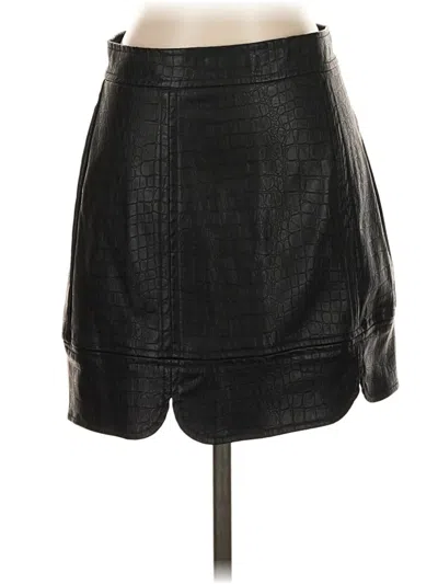 Pre-owned Skies Are Blue Faux Leather Skirt In Black