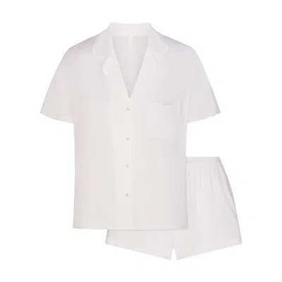 Skims 2xs In White