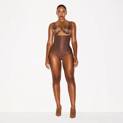 Skims Body In Brown
