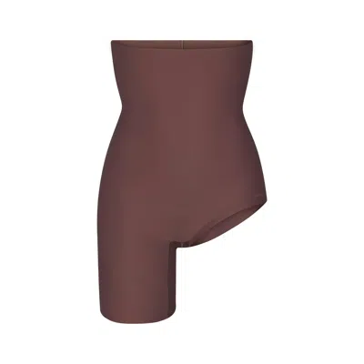 Skims Body In Brown