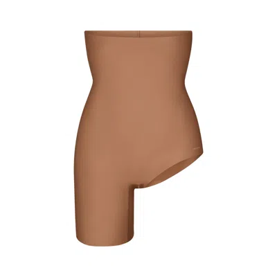 Skims Body In Brown