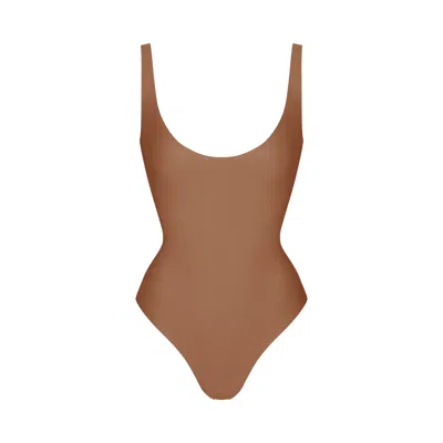 Skims Body In Brown