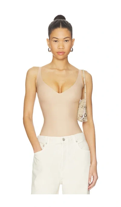 Skims Body Core Sculpt Plunge Thong Bodysuit In Brown