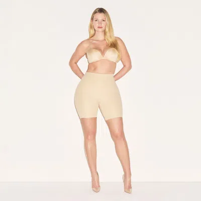 Skims Body In Neutral