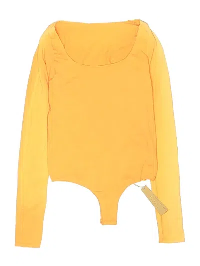 Skims Bodysuit In Yellow