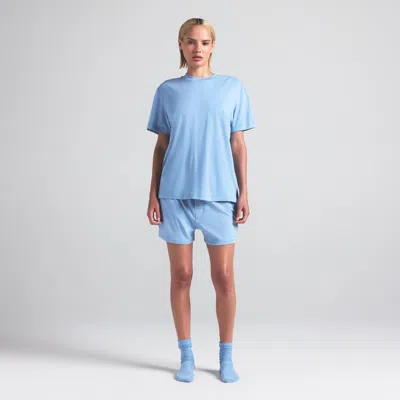 Skims Boyfriend In Blue