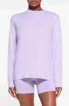 Skims Boyfriend Long Sleeve T-shirt In Lily