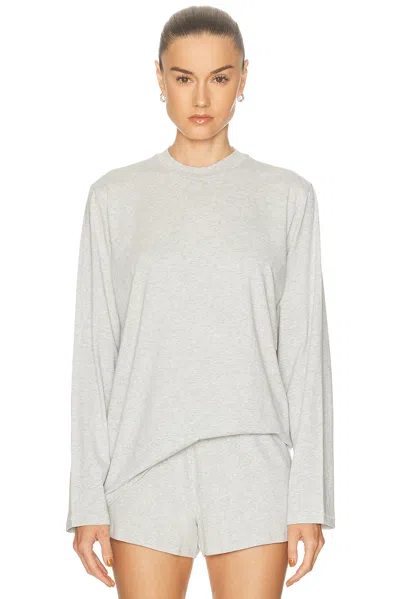 Skims Boyfriend Long Sleeve T-shirt In White