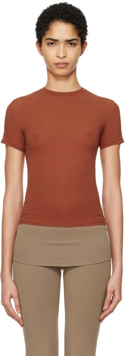 Skims Brown Fits Everybody T-shirt In Saffron