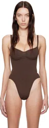 SKIMS BROWN SEAMLESS SCULPT THONG BODYSUIT