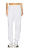 Skims Fleece Tapered Classic Sweatpants In Gray