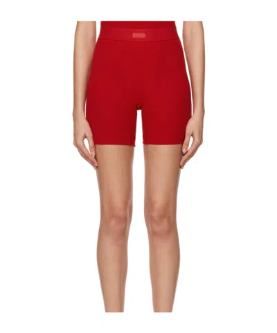 Skims Cotton Rib Boxer Shorts In Red